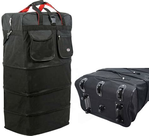 expandable duffel bag with wheels.